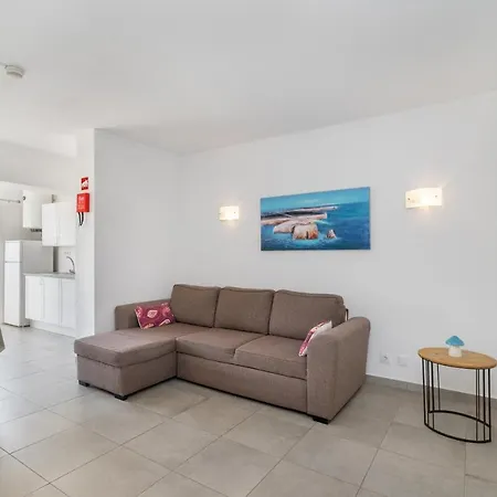 Rocha 3 Apartment *